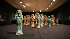 A stunning find in an ancient Egyptian tomb has rewritten history