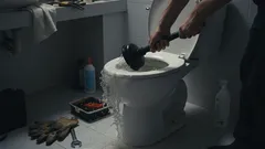 Toilet Problems: How to Quickly Fix the 4 Most Common Issues